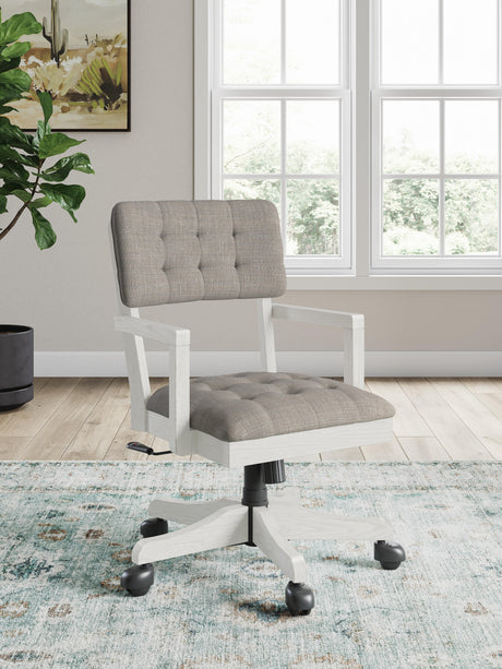 Robbinsdale Home Office Desk Chair - H742-01A