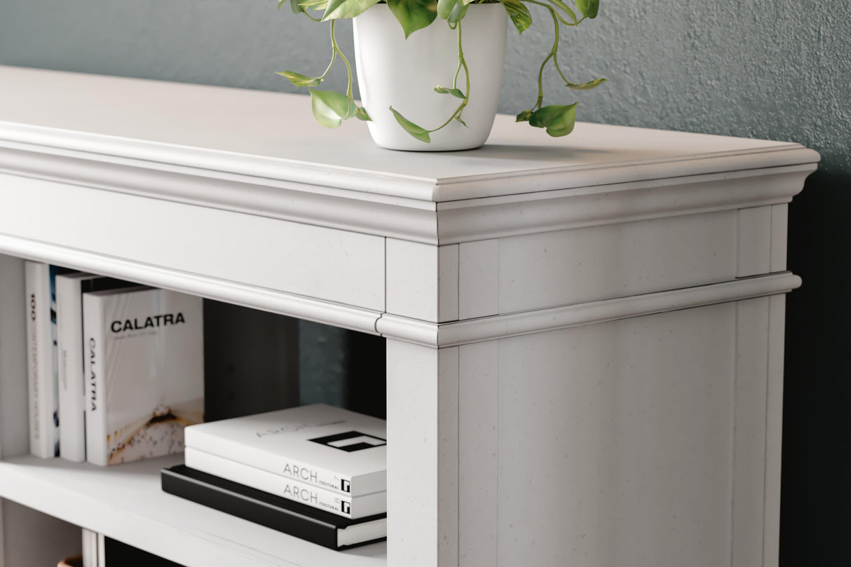 Kanwyn Credenza - H777-46