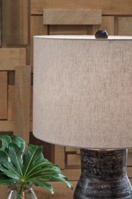 Kerbert 2-Piece Lamp Set - L100824X2