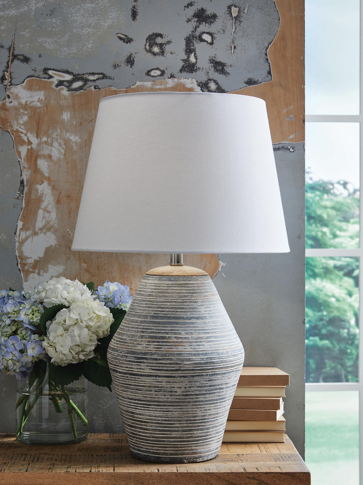 Lawrock Table Lamp - L100834