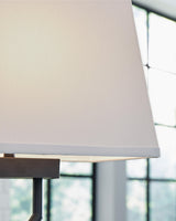 Brookthrone Table Lamp (Set of 2) - L204514