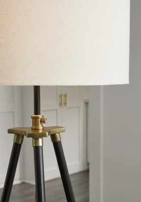 Cashner Floor Lamp - L206101