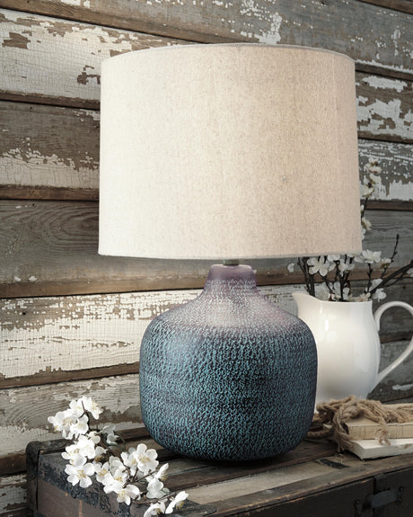 Malthace Table Lamp - L207304