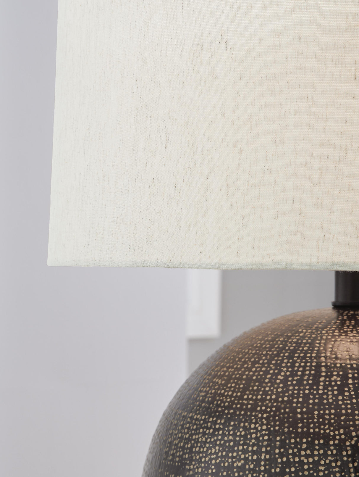 Hambell Table Lamp (Set of 2) - L207434X2