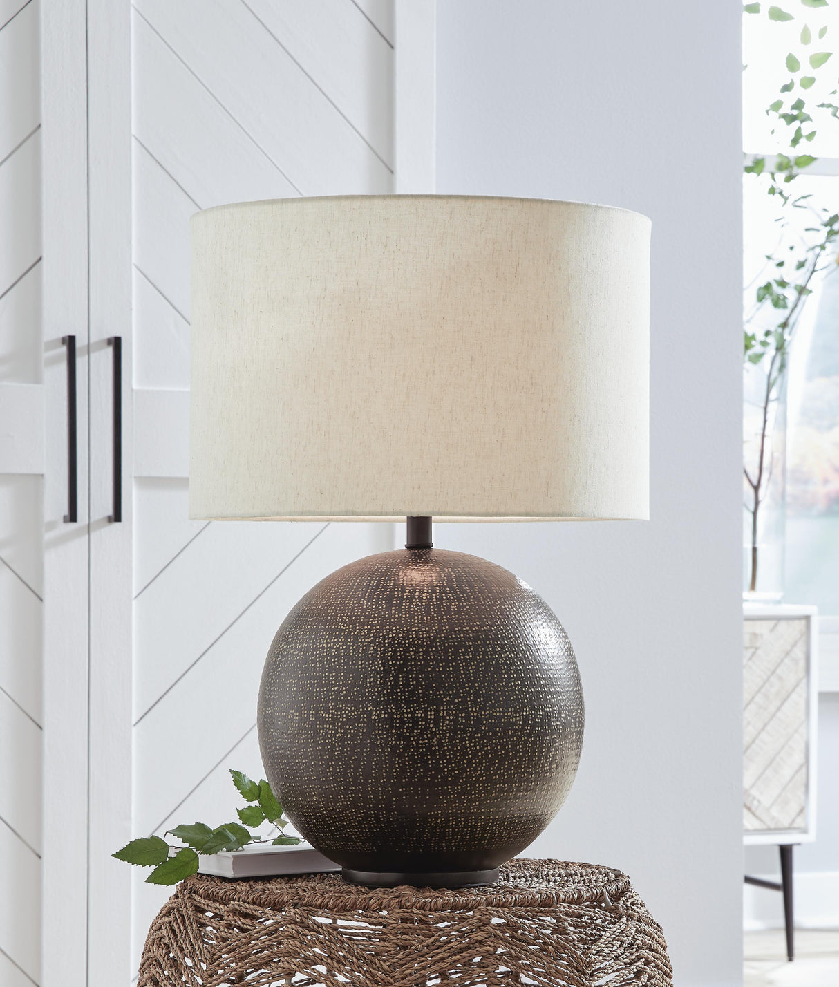 Hambell Table Lamp (Set of 2) - L207434X2