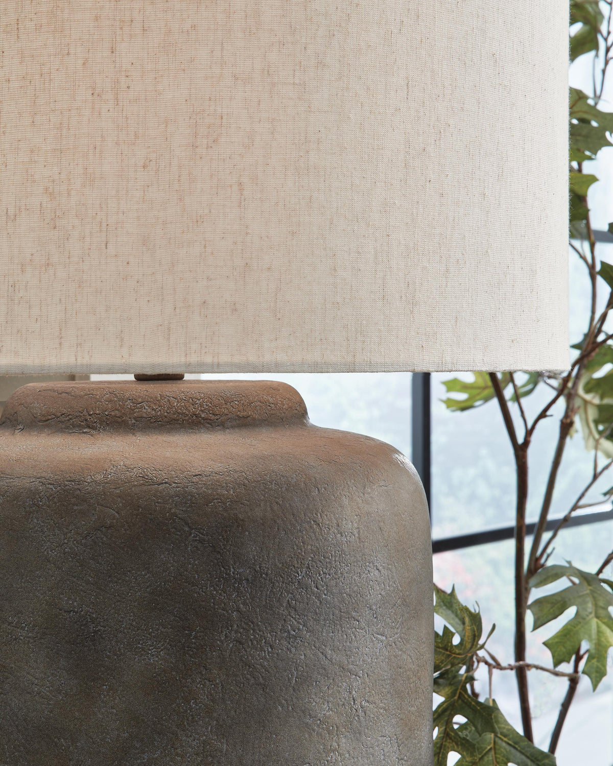 Zandophen Table Lamp - L207654