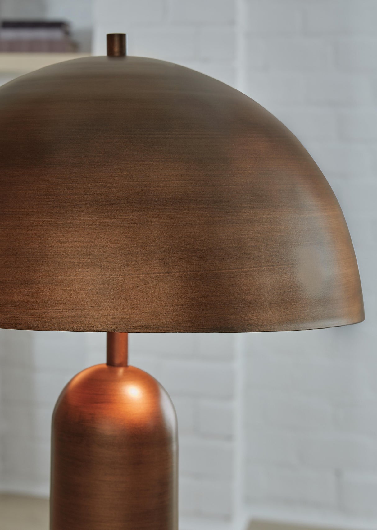 Wendfield Table Lamp - L208434