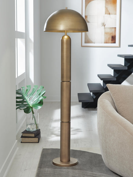 Wendfield Floor Lamp - L208511