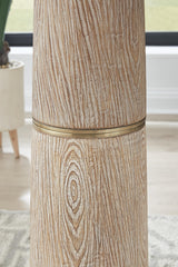 Gasparleigh Floor Lamp - L235811