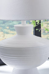 Harelwood Table Lamp - L235934