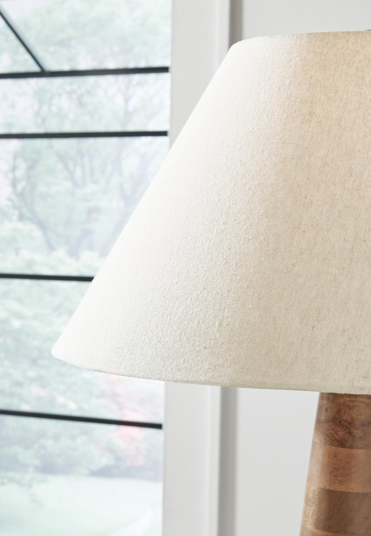 Danset Floor Lamp - L329101
