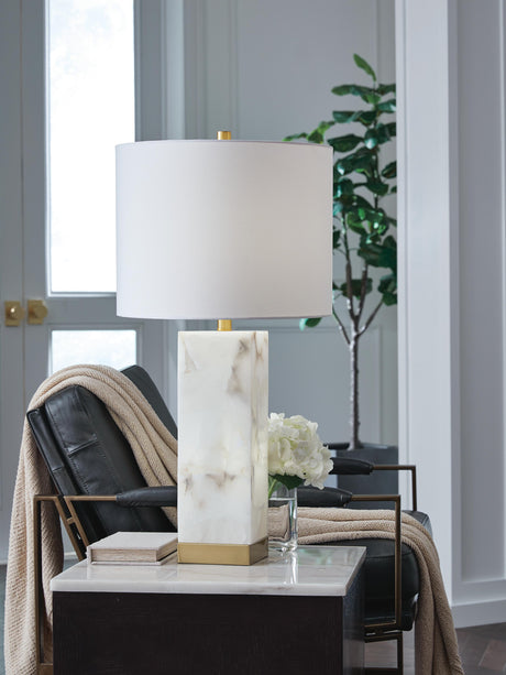 Linderfield Table Lamp - L429094