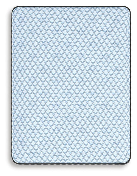 Destin Cove Plush Queen Mattress - M33131