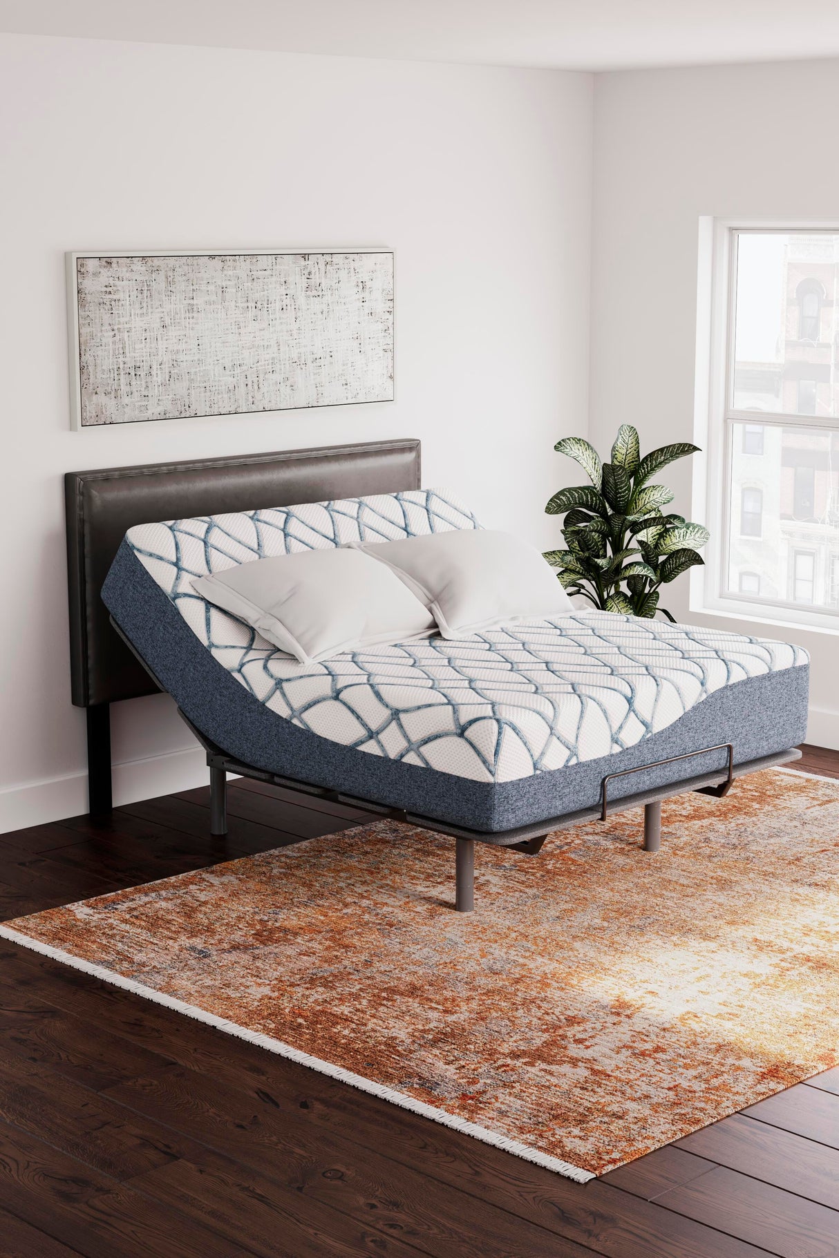 14 Inch Chime Elite 2.0 California King Mattress - M42751