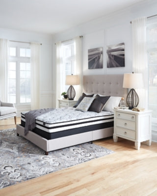8 Inch Chime Innerspring Full Mattress in a Box - M69521