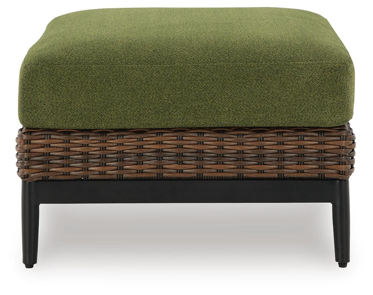 Horizon Hall Outdoor Sofa, 2 Lounge Chairs and 2 Ottomans - P572P4