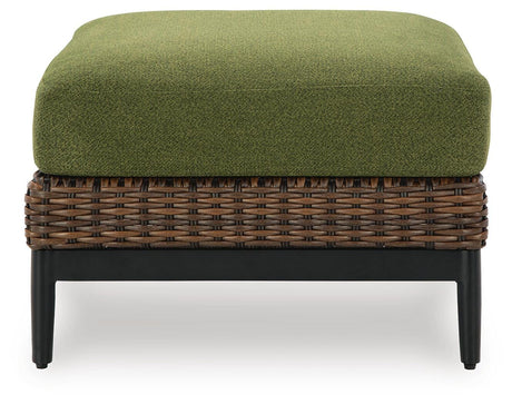 Horizon Hall Outdoor Sofa, 2 Lounge Chairs and 2 Ottomans - P572P4