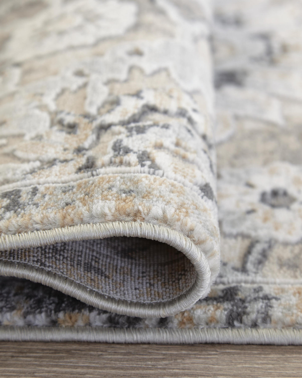 Kilkenny 5'3" x 7'3" Rug - R403772