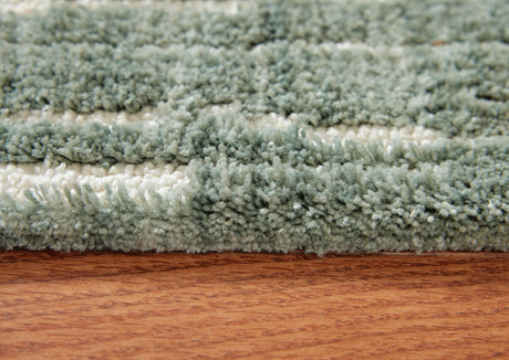 Cayworth 8' x 10' Rug - R407091
