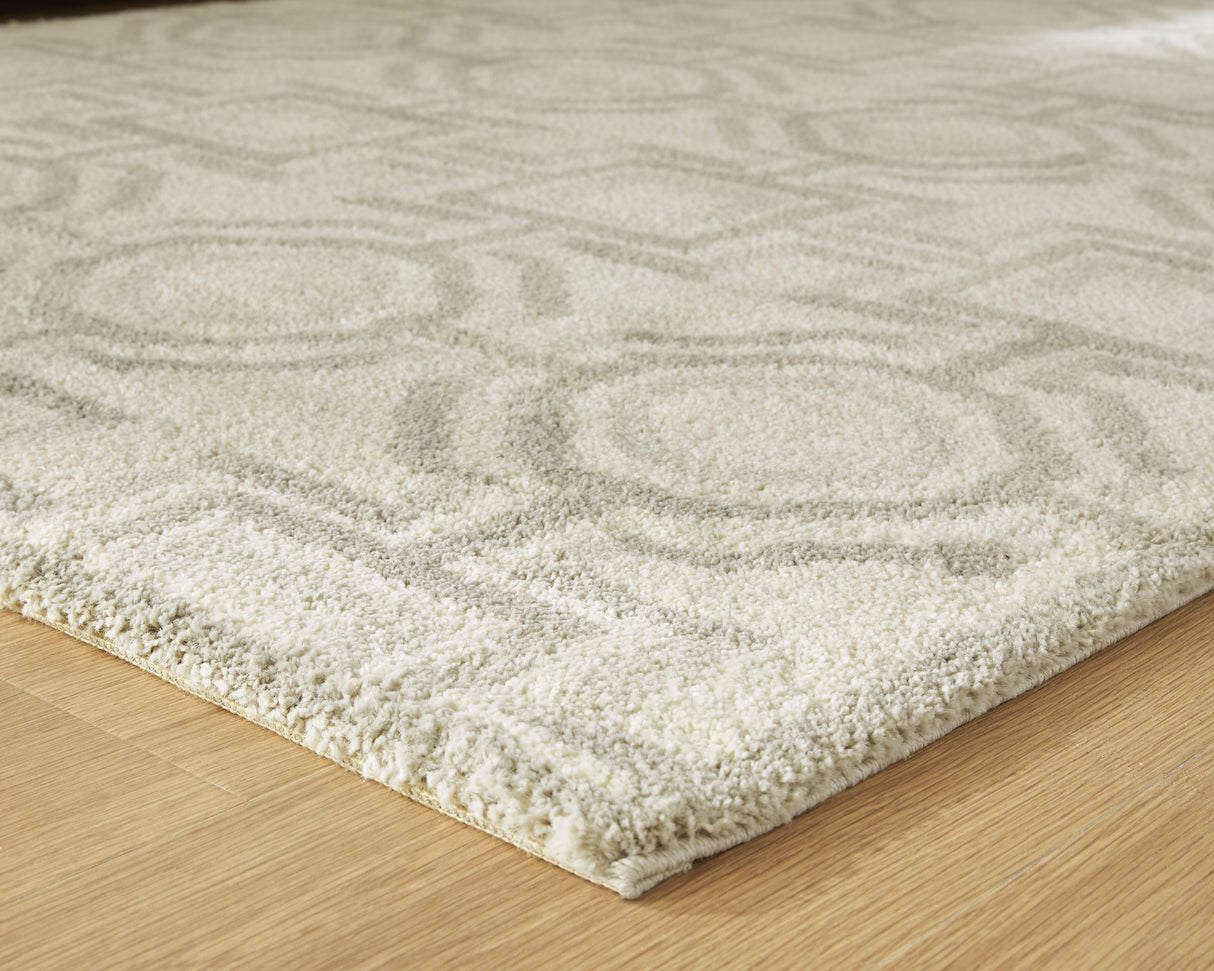 Maconville Large Rug - R407321