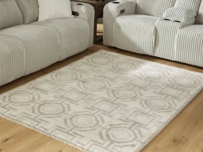 Maconville Medium Rug - R407322