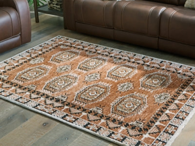 Qaabiz 5' x 7' Area Rug - R407522