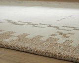 Dot 5' x 7' Area Rug - R407652