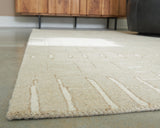 Wolbert 5' x 7' Area Rug - R407662
