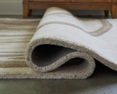 Rizwana 5' x 7' Area Rug - R407762
