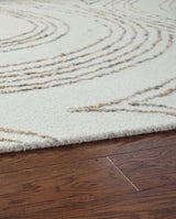 Deenbury 5' x 7' Area Rug - R407862