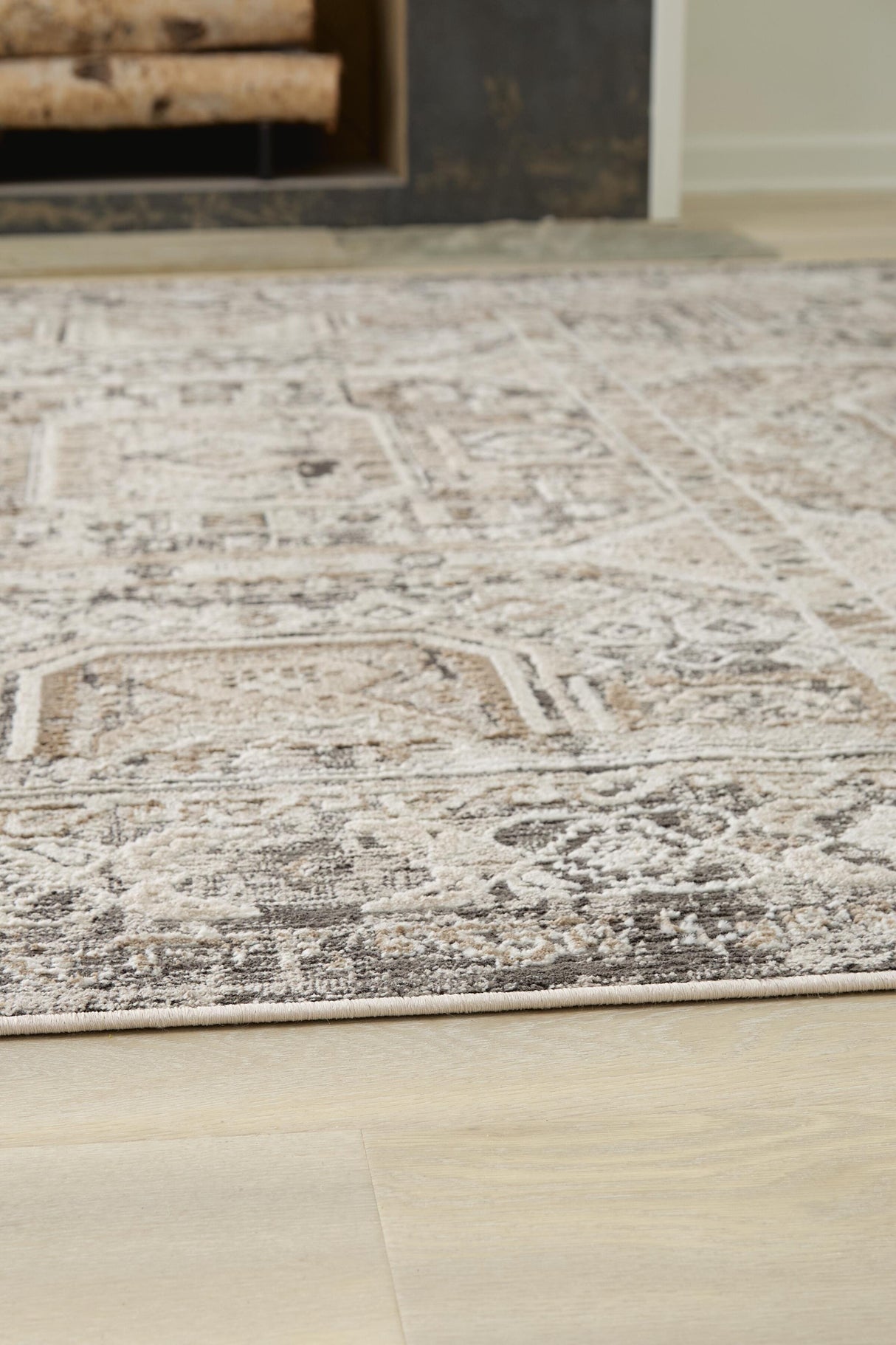 Junley Large Rug - R408261