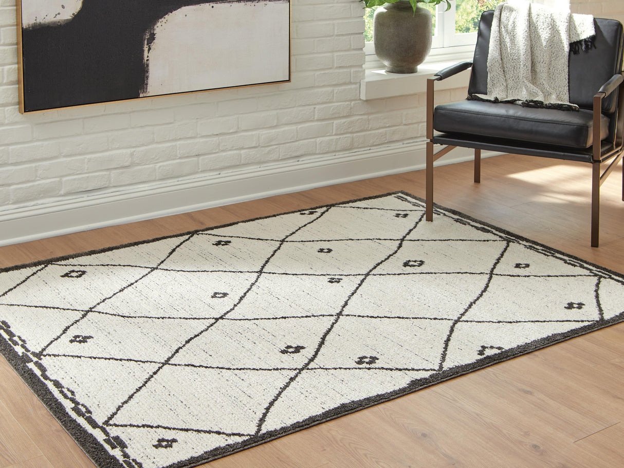 Fenriston Medium Rug - R408302