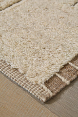 Clayman Medium Rug - R408342