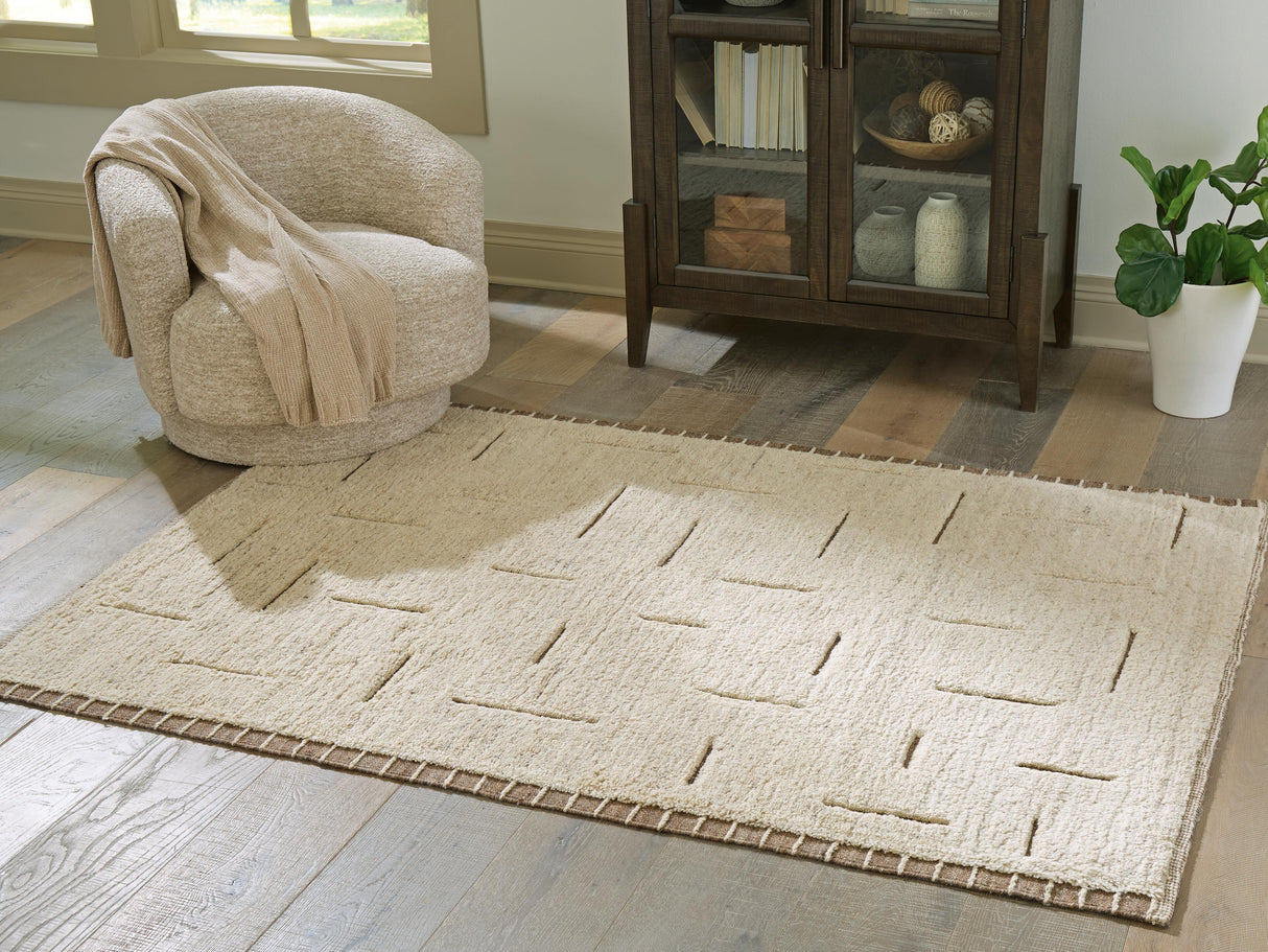 Clayman Medium Rug - R408342