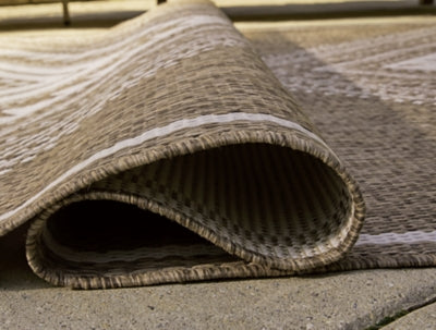 Dunsler 5' x 7' Rug - R900012