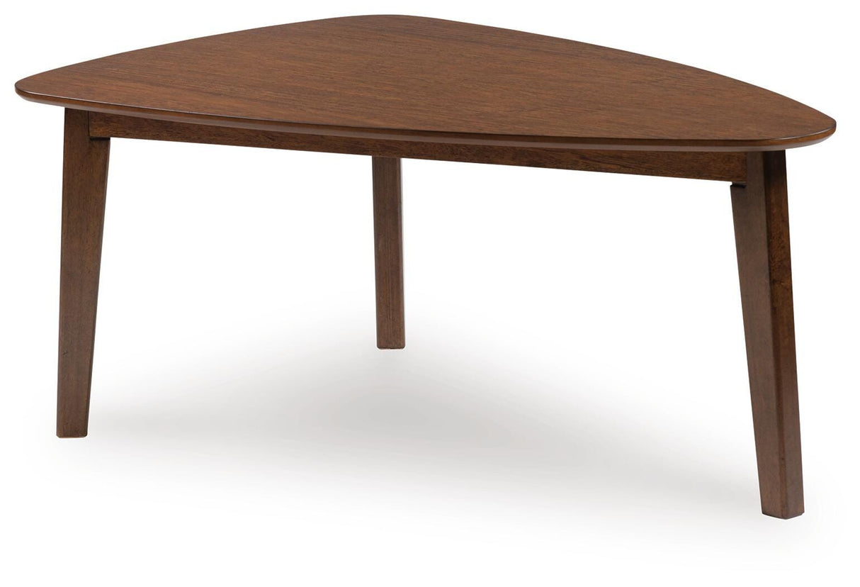 Lyncott Table (Set of 3) - T135-13