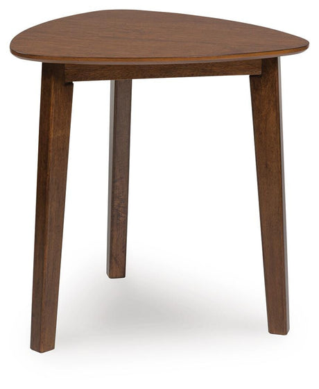 Lyncott Table (Set of 3) - T135-13