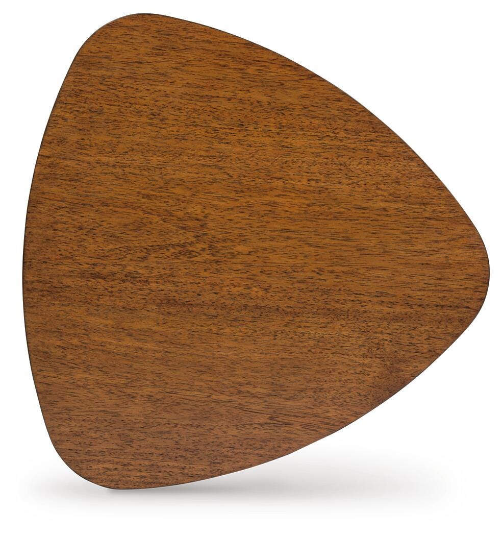 Lyncott Table (Set of 3) - T135-13