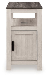 Fendenmore Chairside End Table - T190-217