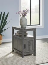 Fendenmore Chairside End Table - T190-317