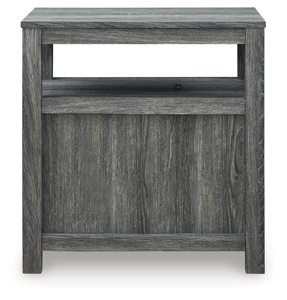 Fendenmore Chairside End Table - T190-317