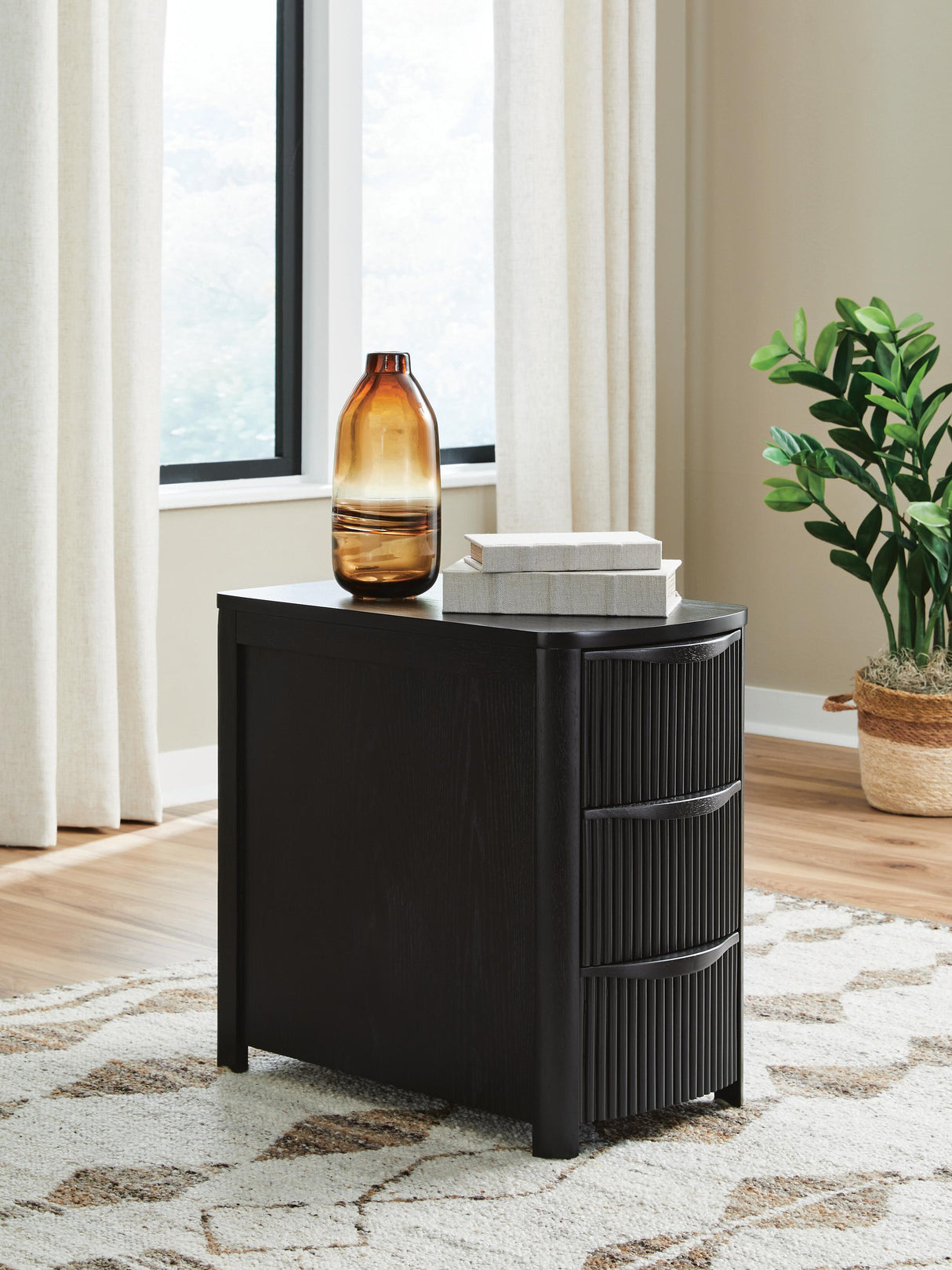 Camdill Chairside End Table - T208-117