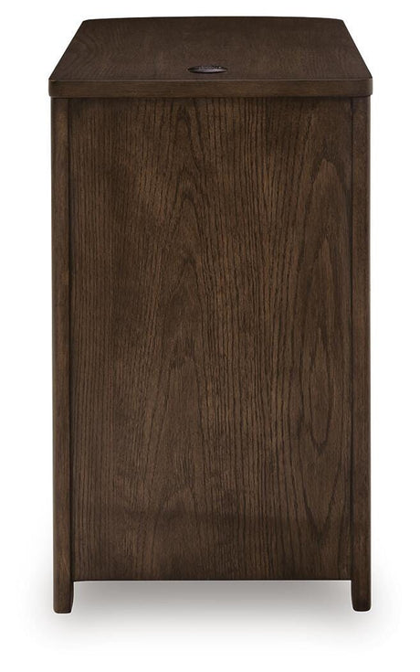 Camdill Chairside End Table - T208-217