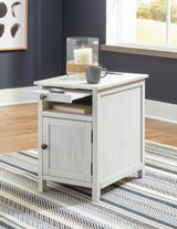 Treytown Chairside End Table - T300-517