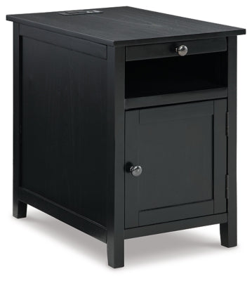 Treytown Chairside End Table - T300-617