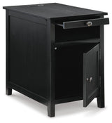 Treytown Chairside End Table - T300-617