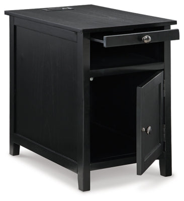 Treytown Chairside End Table - T300-617