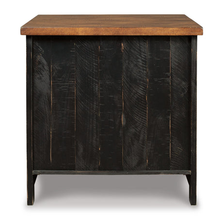 Valebeck End Table - T468-3