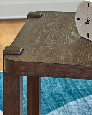 Breckington End Table - T656-3