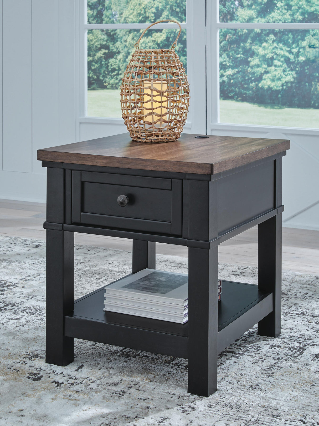 Wildenauer End Table - T664-3